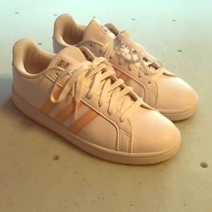 Adidas neo cloadfoam white and pink